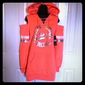 HOST PICK Victoria’s Secret COLD SHOULDER LACE-UP HOODIE
